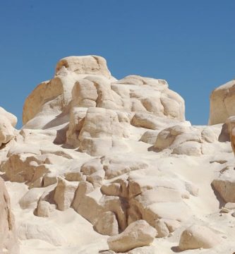 Cómo Explorar el Desierto Blanco y el Oasis de Siwa