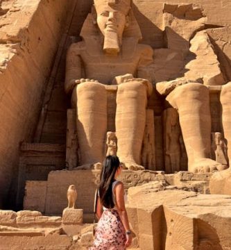 Templos Egipcios Más Allá de las Pirámides de Guiza