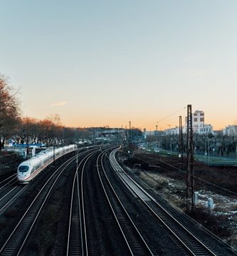 Cómo Viajar por Turquía en Tren: Rutas Escénicas y Consejos